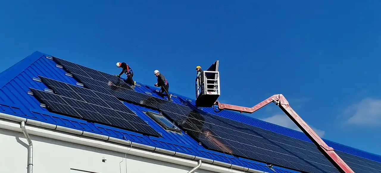 Céges napelem telepítése - solarhomesystems.hu